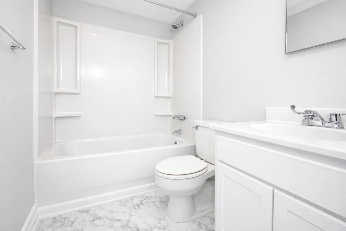 Apartment for rent at 651 Azalea Rd, Mobile, AL 36609