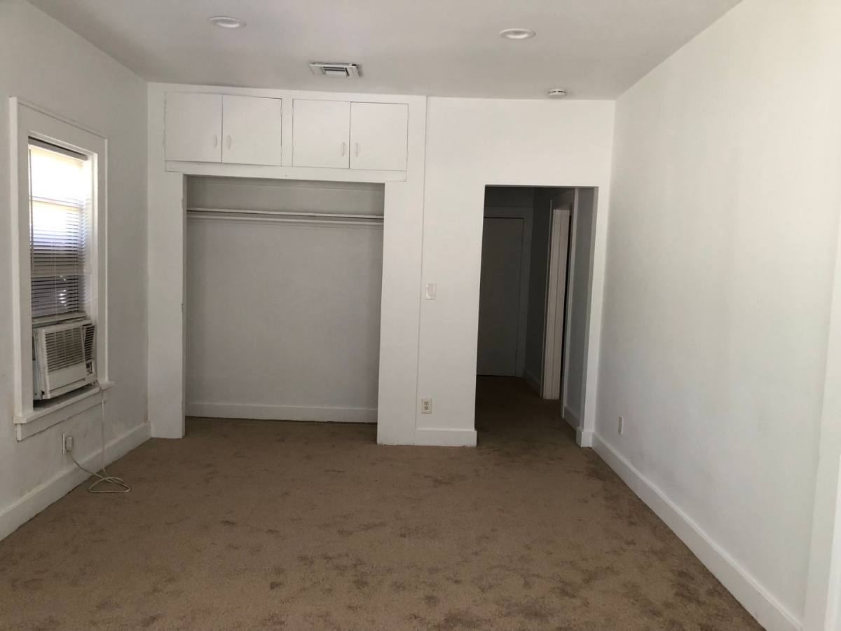 Apartment for rent at 212 NW 11th St, Pompano Beach, FL 33060