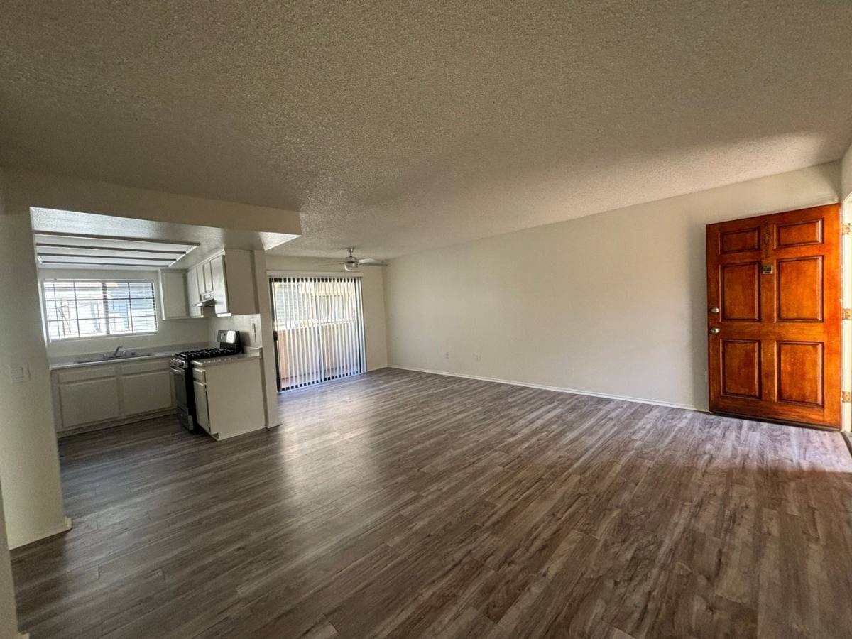 Apartment for rent at 1232-1234 Orange Grove Ave, Glendale, CA 91205