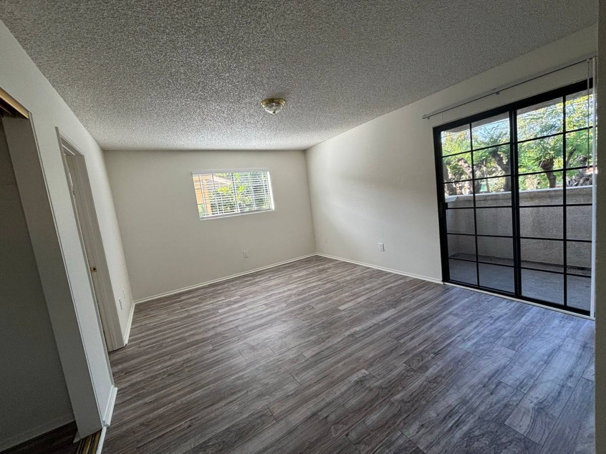 Apartment for rent at 1232-1234 Orange Grove Ave, Glendale, CA 91205