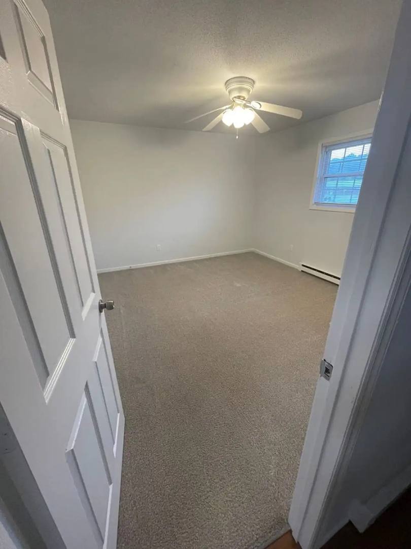 Apartment for rent at 154 Hill Everhart Rd, Lexington, NC 27295