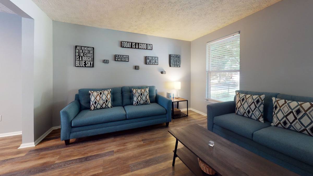 Apartment for rent at 6819 Morganford Rd, Charlotte, NC 28211