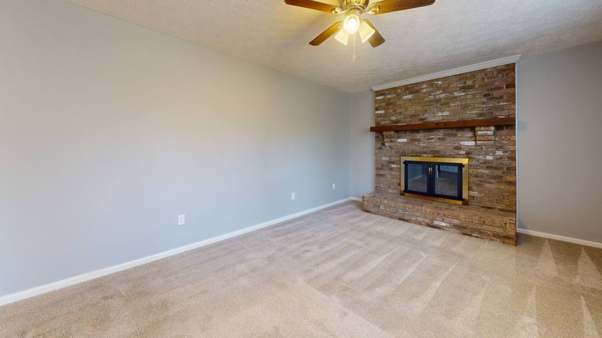 Apartment for rent at 6819 Morganford Rd, Charlotte, NC 28211