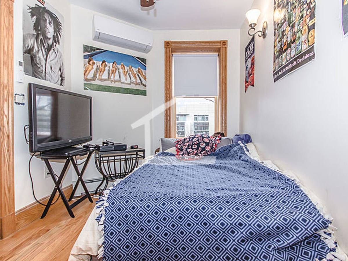 Apartment for rent at 16 S Russell #2, Boston, MA 02114