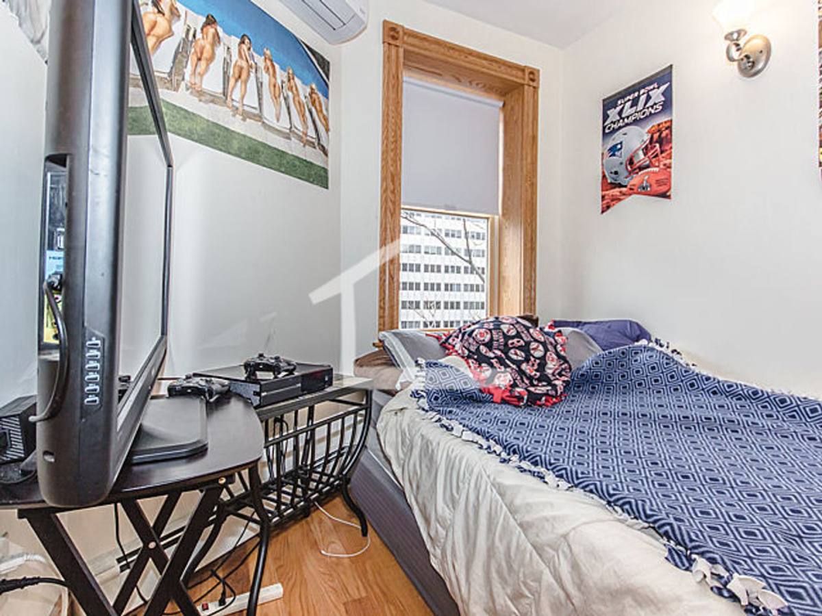 Apartment for rent at 16 S Russell #2, Boston, MA 02114