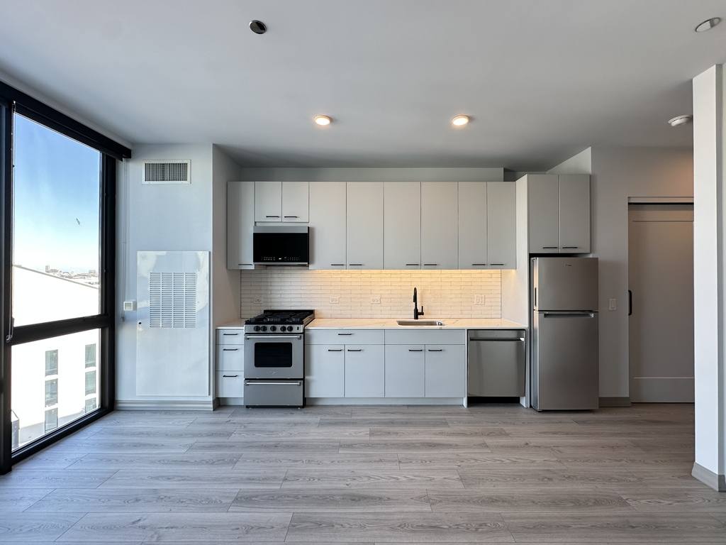 Apartment for rent at 2153 Elston #P017, Chicago, IL 60614