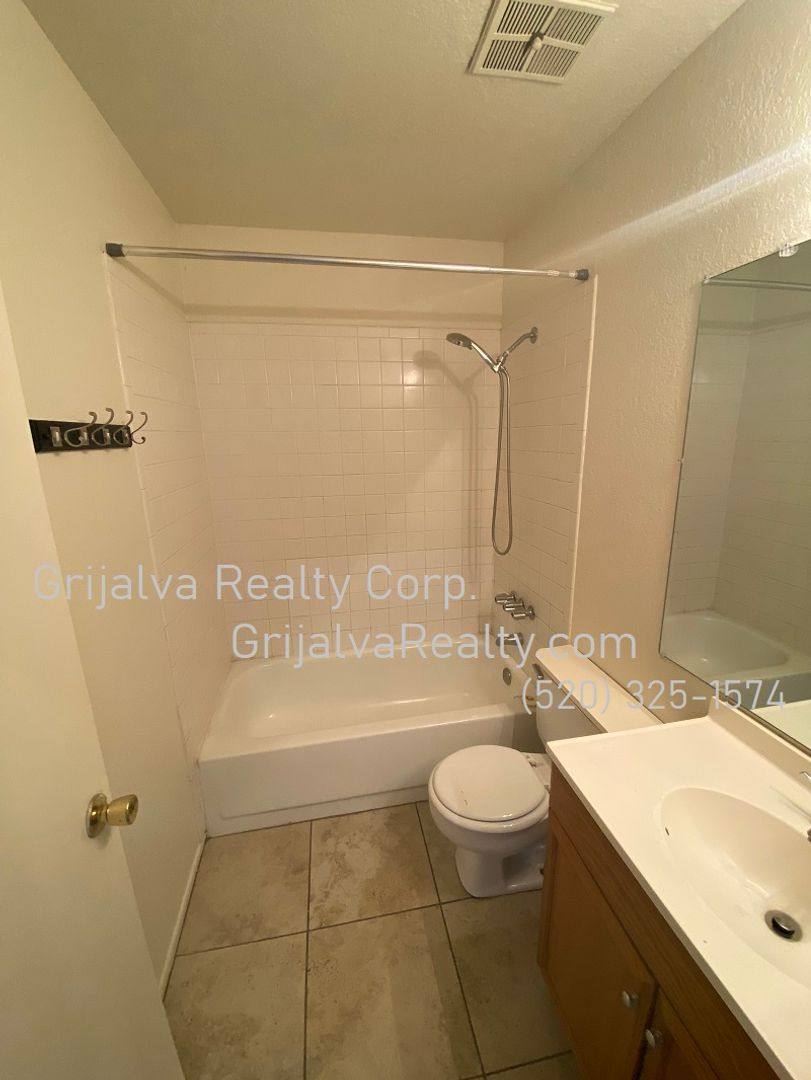 Apartment for rent at 2439 N Fontana Ave, Tucson, AZ 85705