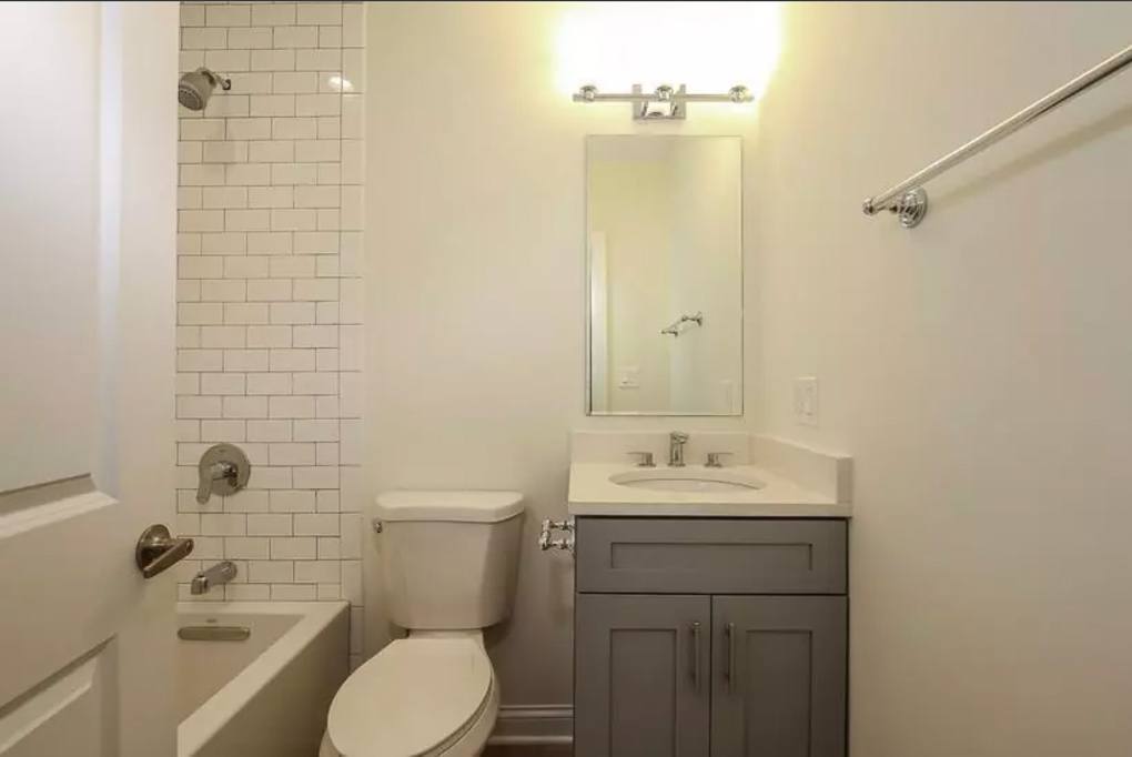 Apartment for rent at 2852 Shakespeare #3, Chicago, IL 60647