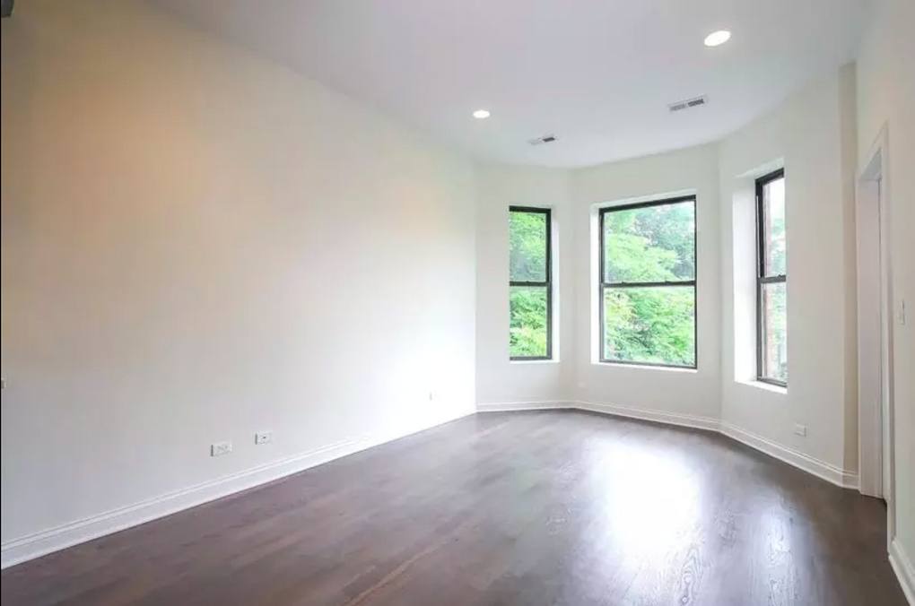 Apartment for rent at 2852 Shakespeare #3, Chicago, IL 60647