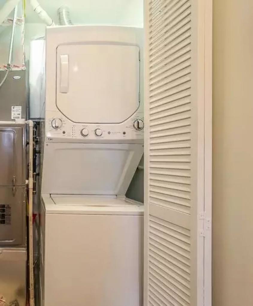 Apartment for rent at 2852 Shakespeare #3, Chicago, IL 60647