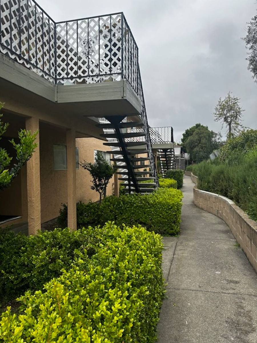 Apartment for rent at 2041 Miramonte Ave, San Leandro, CA 94578