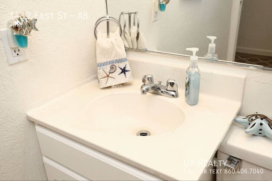 Apartment for rent at 1412 E St #A8, New Britain, CT 06053