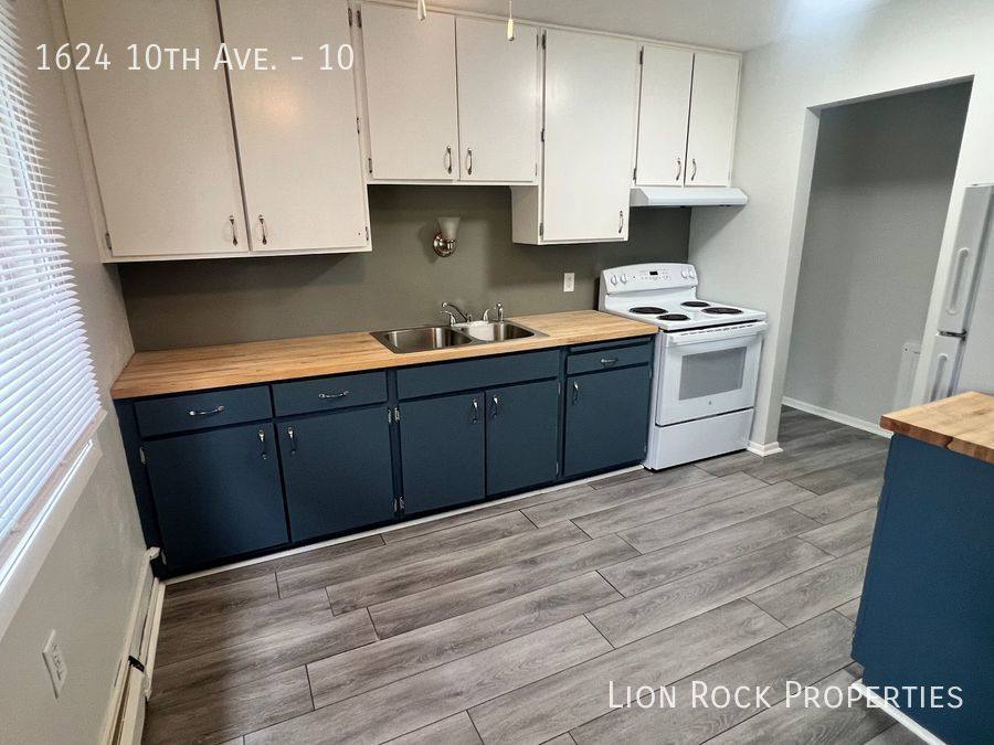 Apartment for rent at 1624 10th Ave #4, Newport, MN 55055