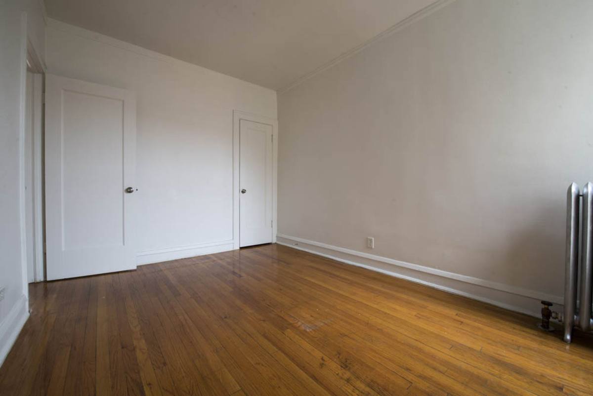 Apartment for rent at 7914 S Hermitage Ave, Chicago, IL 60620