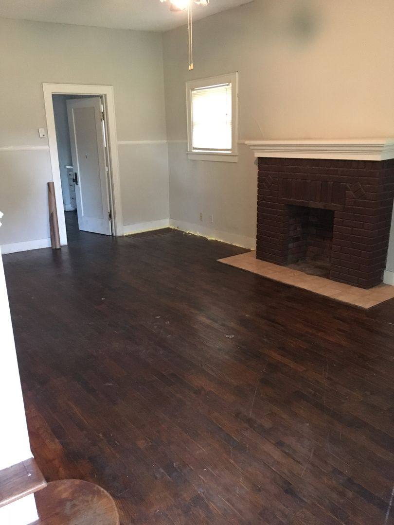 Apartment for rent at 419 E 6th St, Newton, KS 67114