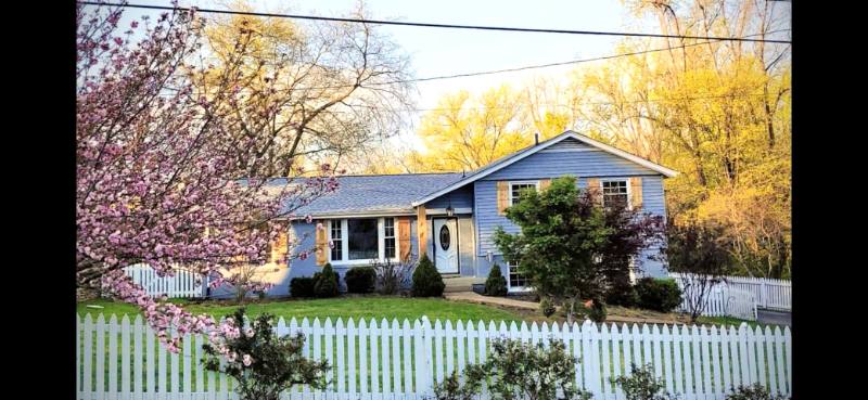 House for rent at 202 Edgewater Dr, Mount Juliet, TN 37122