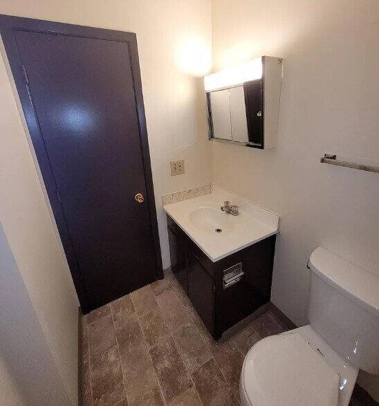 Apartment for rent at 2800 30th St #11, Des Moines, IA 50310
