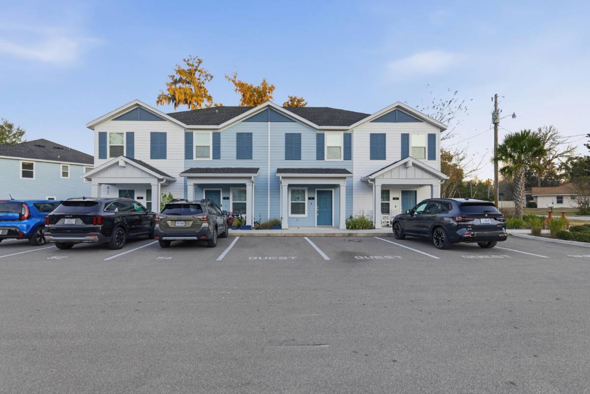 Townhouse for rent at 3409 SW 34th Ave Circle #9, Ocala, FL 34474