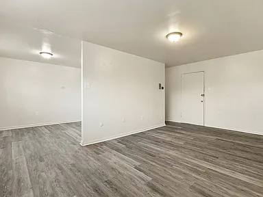 Apartment for rent at 921 W Spencer St #10, Philadelphia, PA 19141