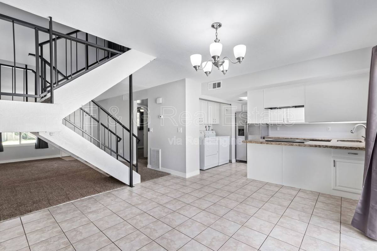 Townhouse for rent at 3905 S Mill Ave, Tempe, AZ 85282