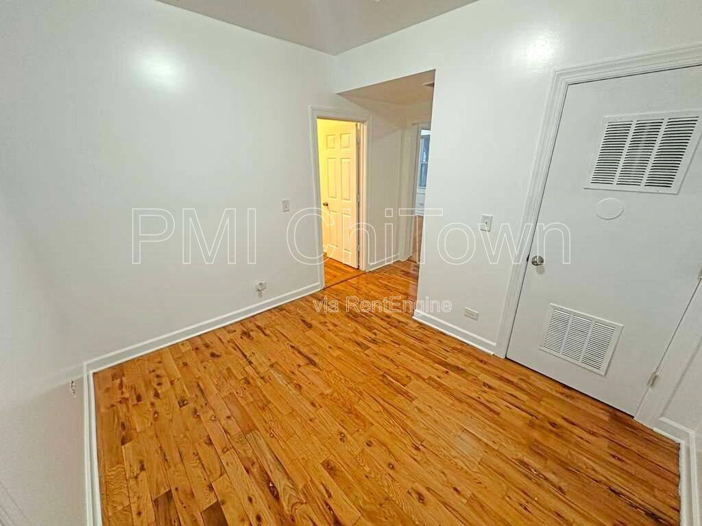 Apartment for rent at 5145 W Ferdinand St, Chicago, IL 60644