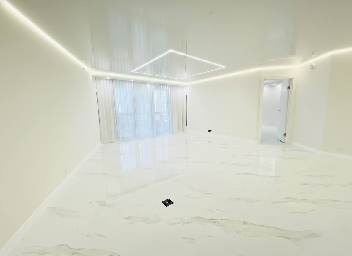 Apartment for rent at 3500 Mystic Pointe Dr #1107, Miami, FL 33180