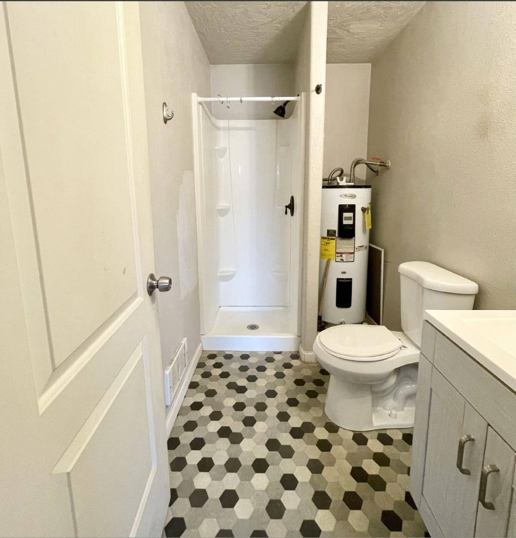 Apartment for rent at 106 E Main St #106, Nyssa, OR 97913