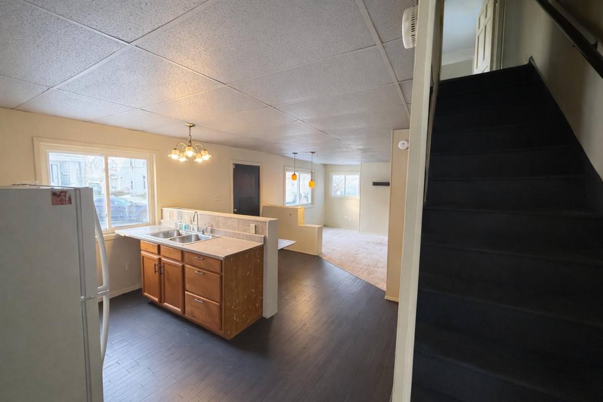 Apartment for rent at 301 Brown Ave, Butler, PA 16001
