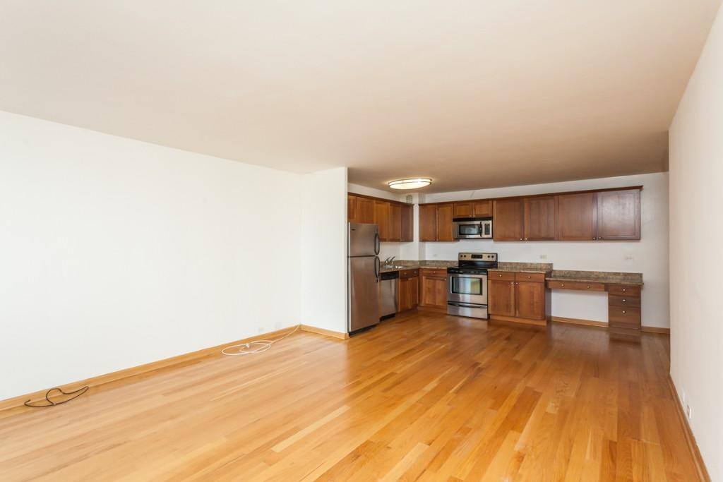 Apartment for rent at 2933 N Sheridan Rd #1208, Chicago, IL 60657