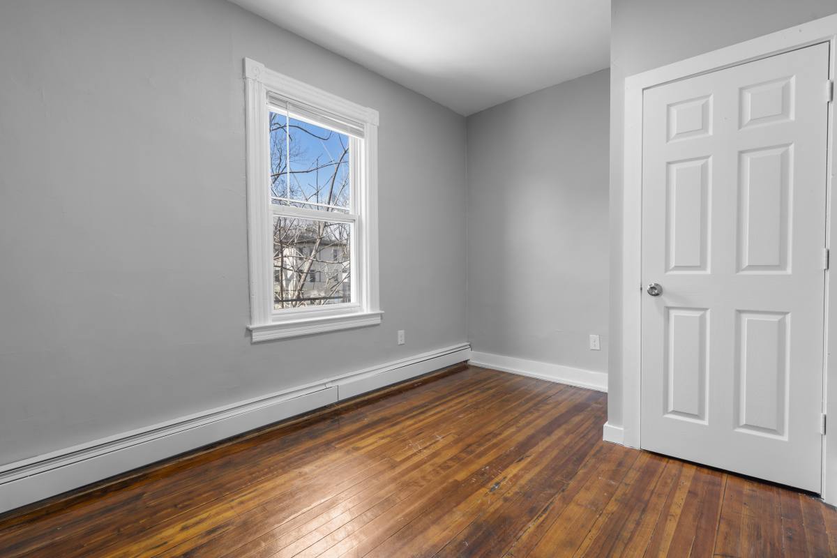 Apartment for rent at 202 Mather St #3W, Hartford, CT 06112