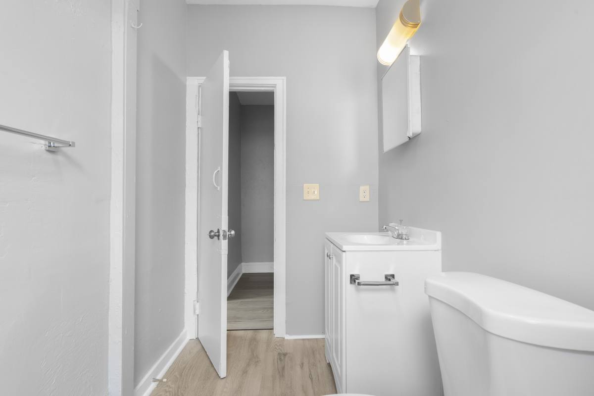 Apartment for rent at 202 Mather St #3W, Hartford, CT 06112