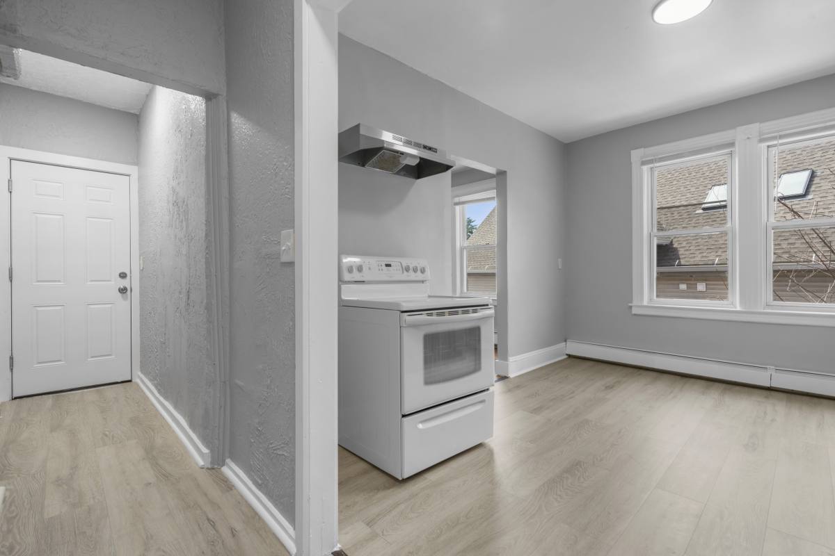 Apartment for rent at 202 Mather St #3W, Hartford, CT 06112