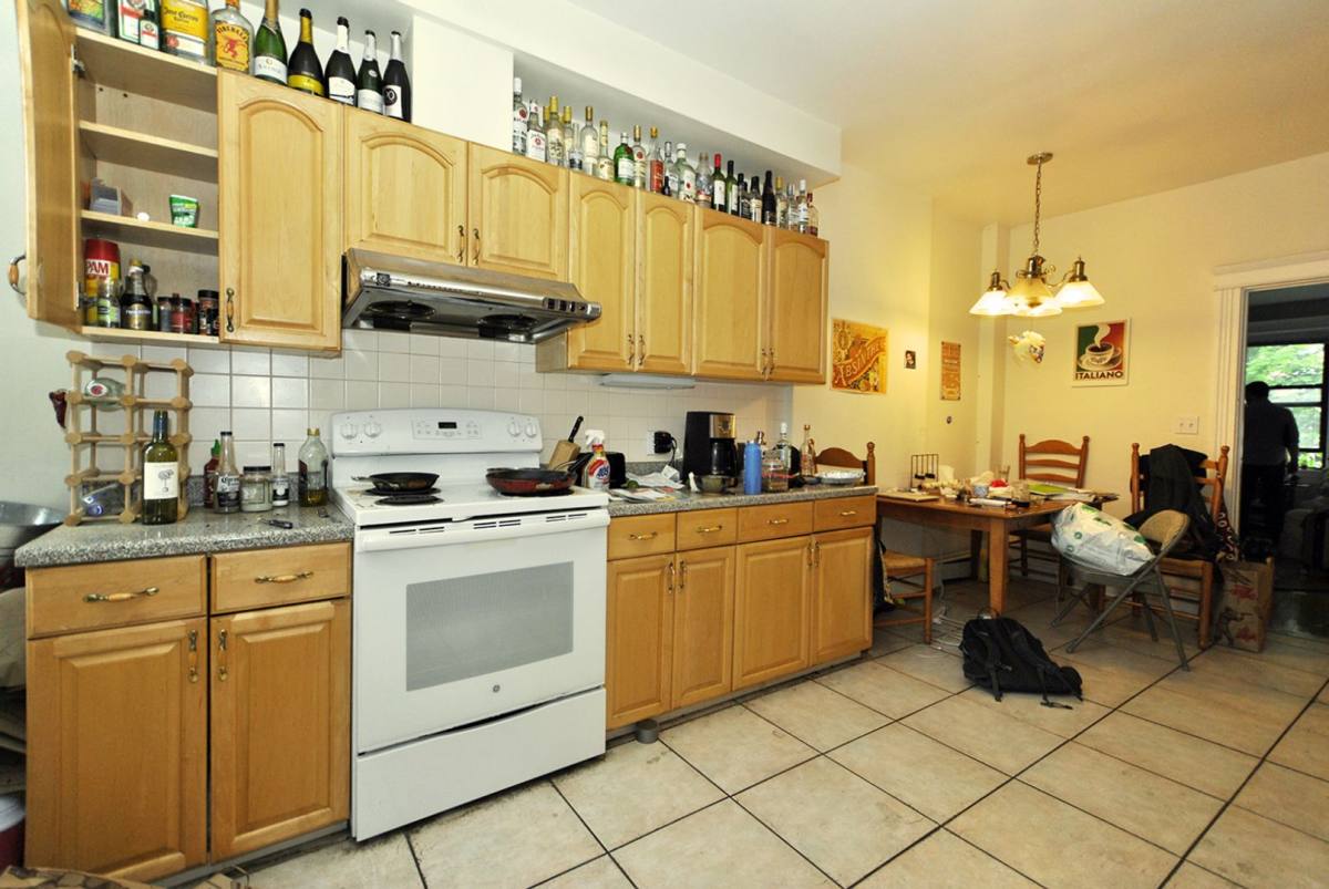 Apartment for rent at 209 Saint Paul St #1, Brookline, MA 02446