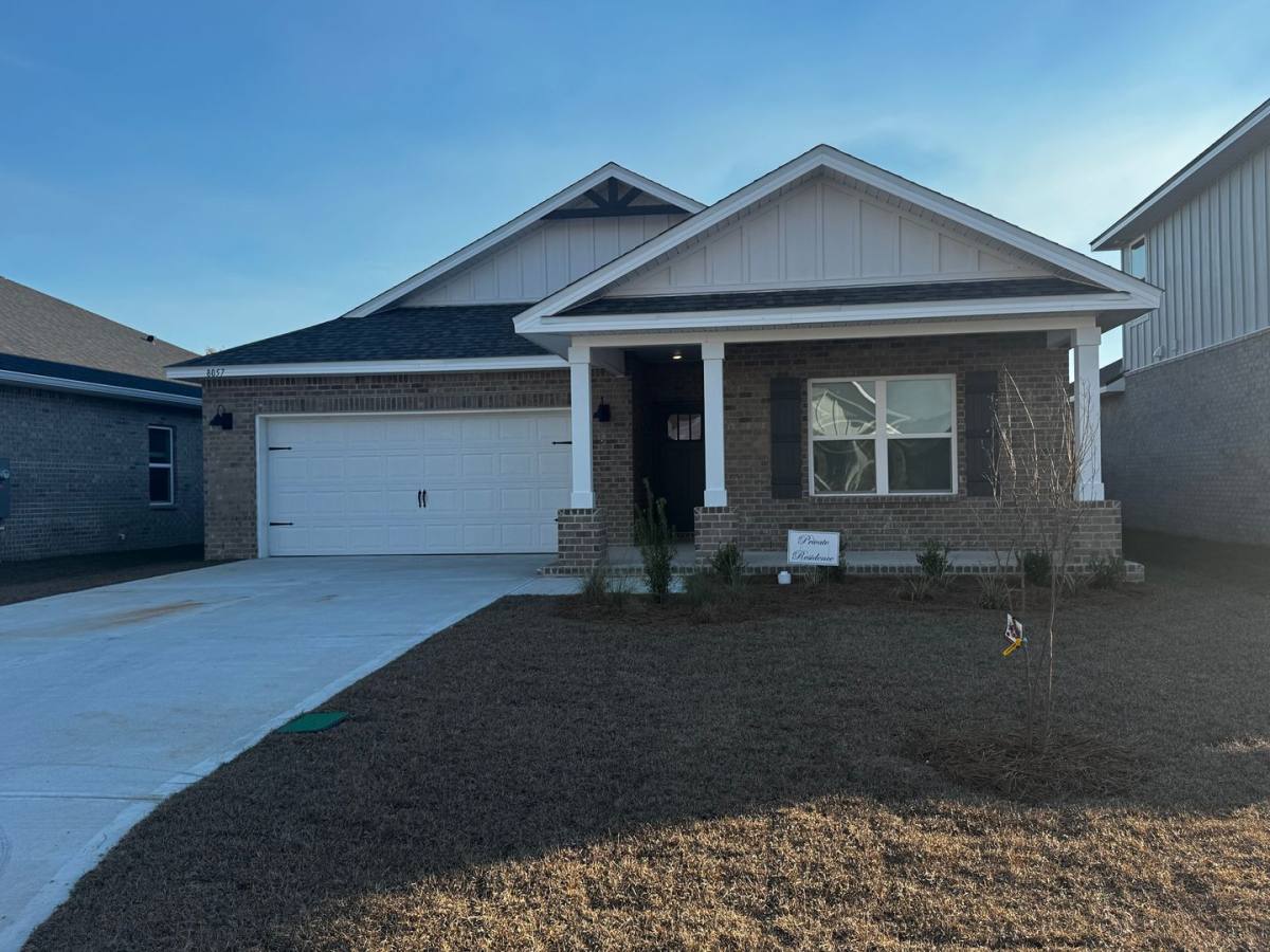 House for rent at 8057 Fir Tree Dr, Milton, FL 32583