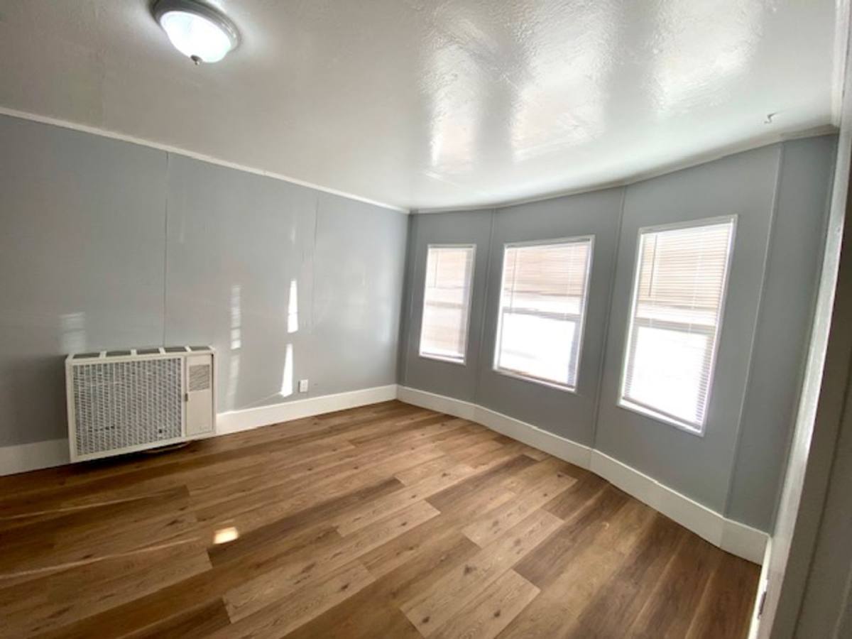 Apartment for rent at 444-448 20th St, Richmond, CA 94801