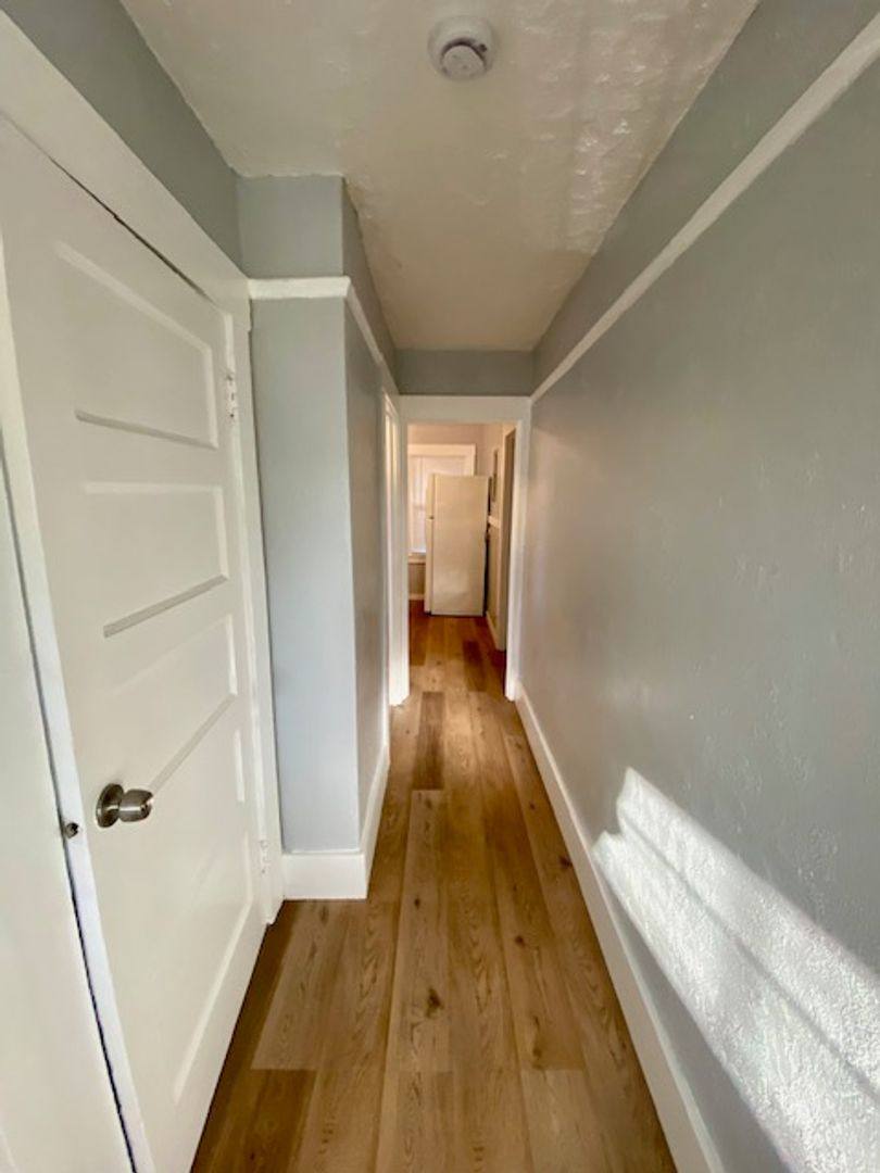 Apartment for rent at 444-448 20th St, Richmond, CA 94801