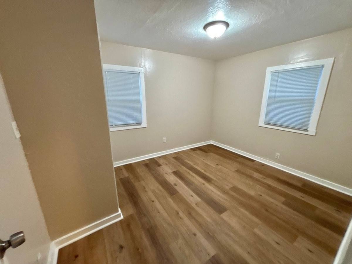 Apartment for rent at 1537 Truman St, Richmond, CA 94801