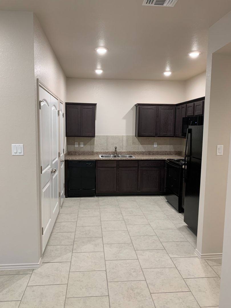 Apartment for rent at 2432 FM, Copperas Cove, TX 76522
