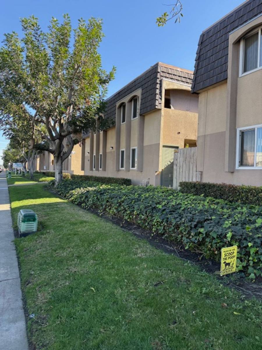Apartment for rent at 4863 Clairemont Mesa Blvd, San Diego, CA 92117