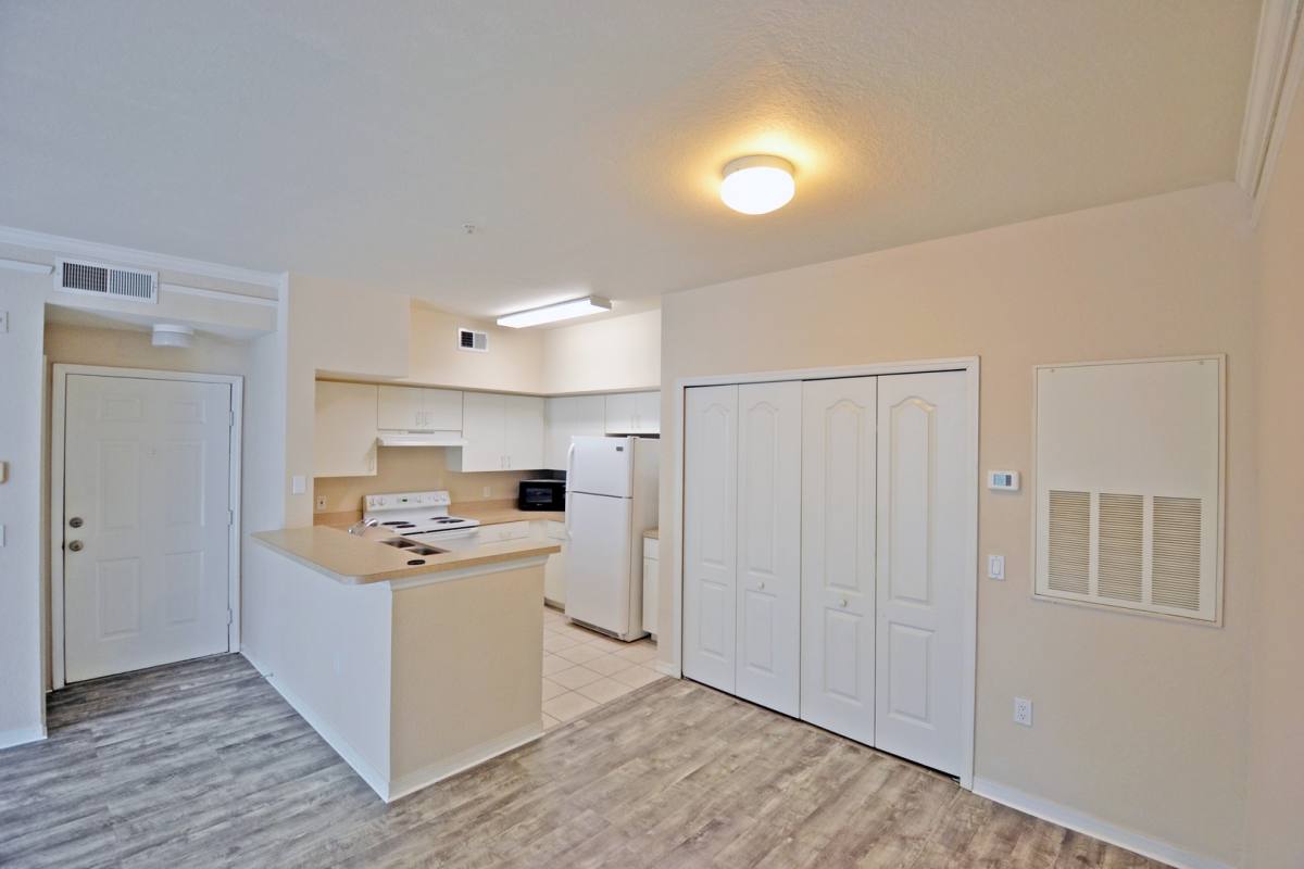 Condo for rent at 4142 Central Sarasota Parkway, Sarasota, FL 34238