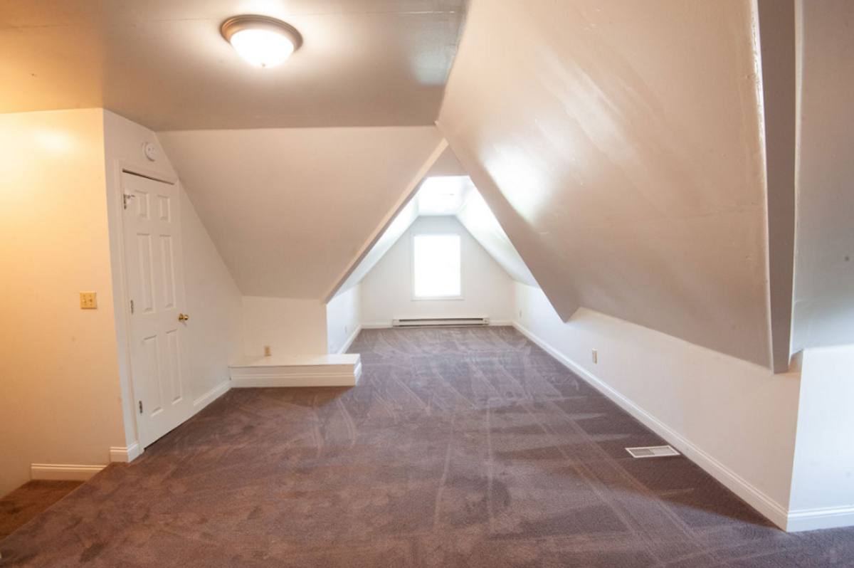 Apartment for rent at 521 N Washington, Bloomington, IN 47408