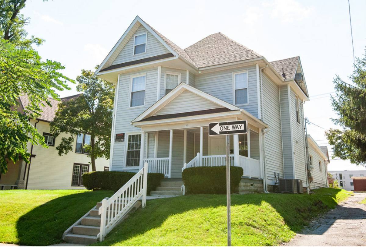 Apartment for rent at 521 N Washington, Bloomington, IN 47408