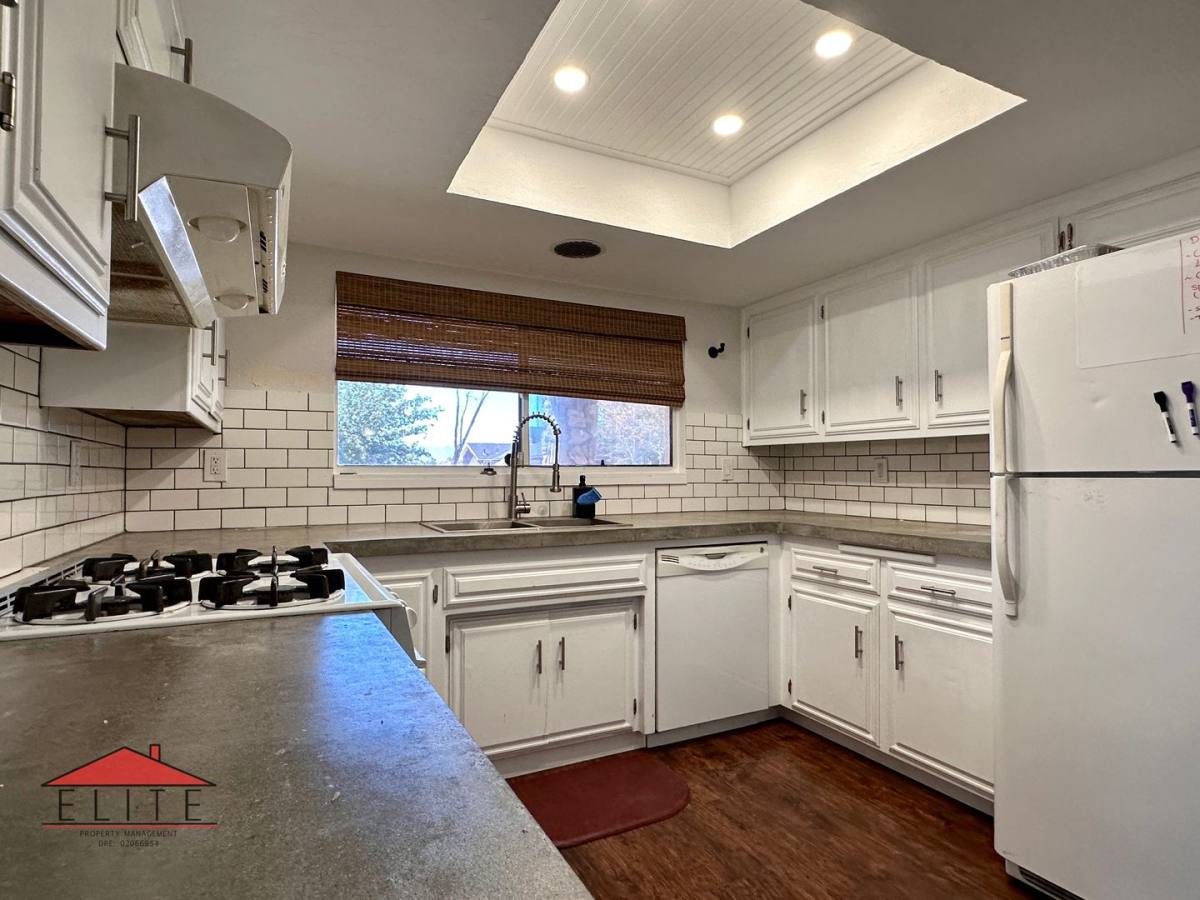 House for rent at 224 Larkspur St, Ridgecrest, CA 93555