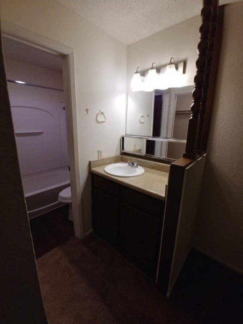 Apartment for rent at 701 W 25th St, Austin, TX 78705