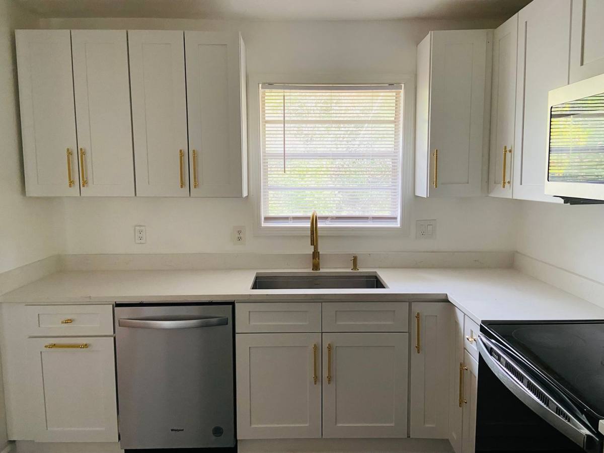 Condo for rent at 3293 Abbeywood Dr, Decatur, GA 30034