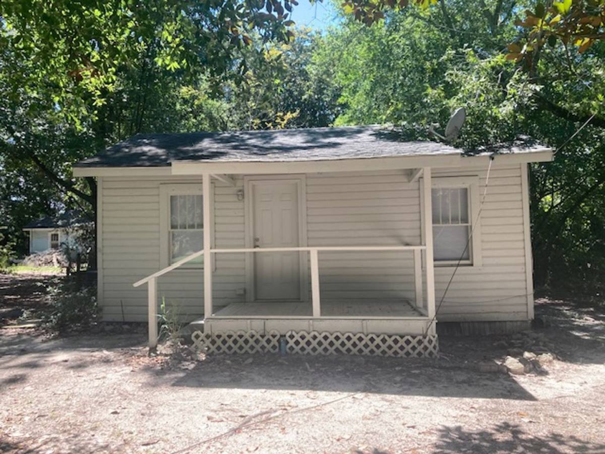 House for rent at 2721 14th Ave, Gulfport, MS 39501
