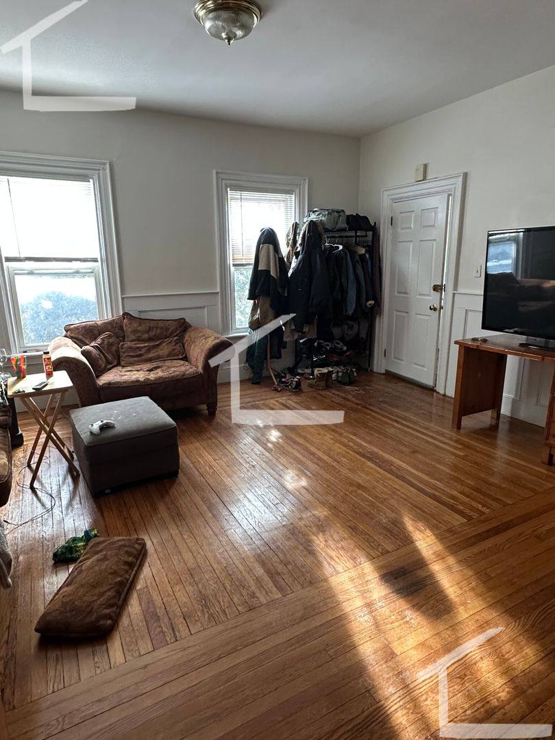 Apartment for rent at 5 Greylock Rd #2, Allston, MA 02134