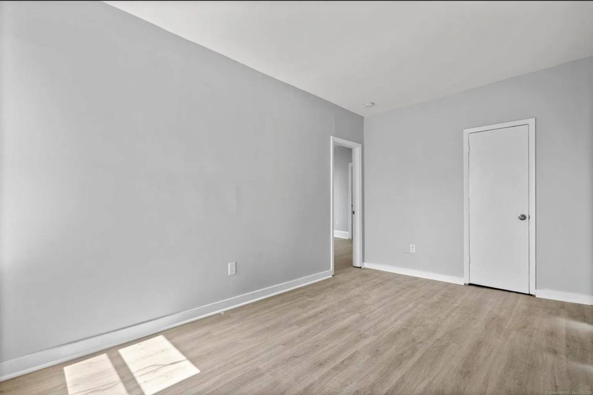 Apartment for rent at 25 Whittier St, Bridgeport, CT 06605