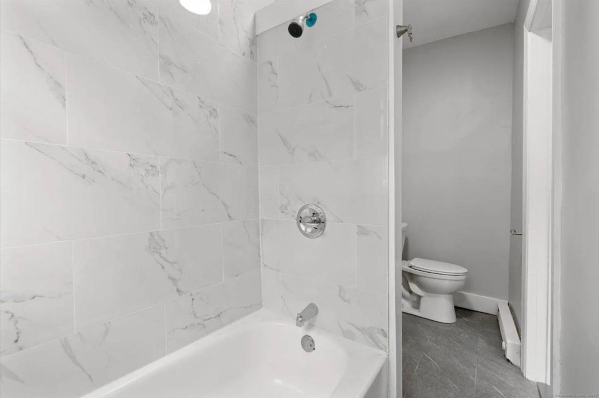 Apartment for rent at 25 Whittier St, Bridgeport, CT 06605