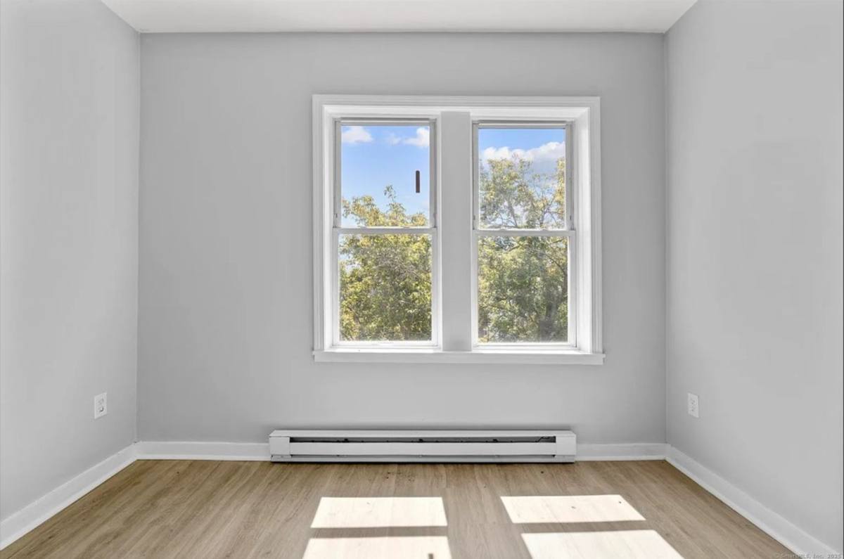 Apartment for rent at 25 Whittier St, Bridgeport, CT 06605